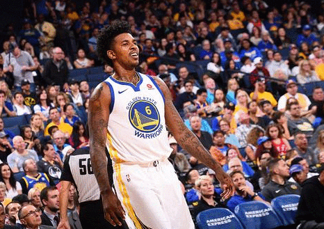 当一位深谙 当一位深谙